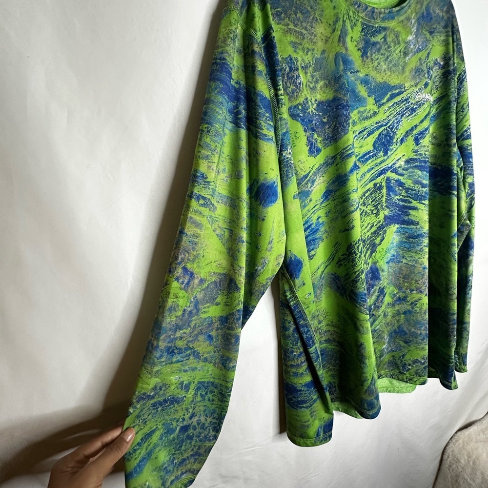 Magellan Outdoors Long Sleeve Tee Green and Blue - Picture 3 of 11